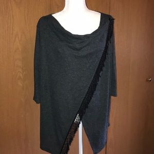Women’s Maurices sz1 Charcoal Gray Top